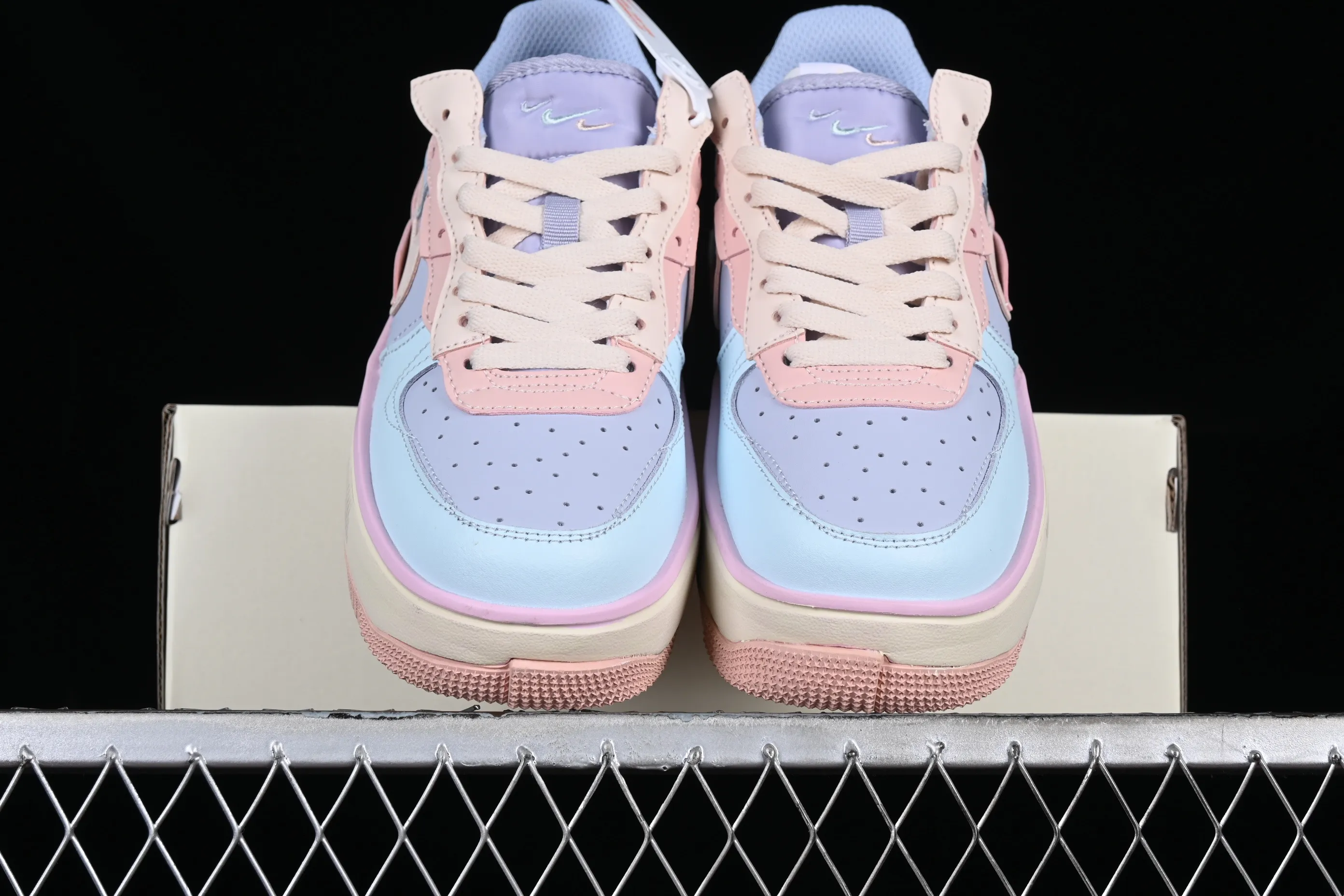 All categories Nk Air Force 1 Air Force series Nk Air Force 1 Fontanka Air Force low-top Nk Air Force 1 Fontanka "Macaroon" Fontanka series Macaroon color beige gray Air Force 1 low-top casual sneakers CW6688-608